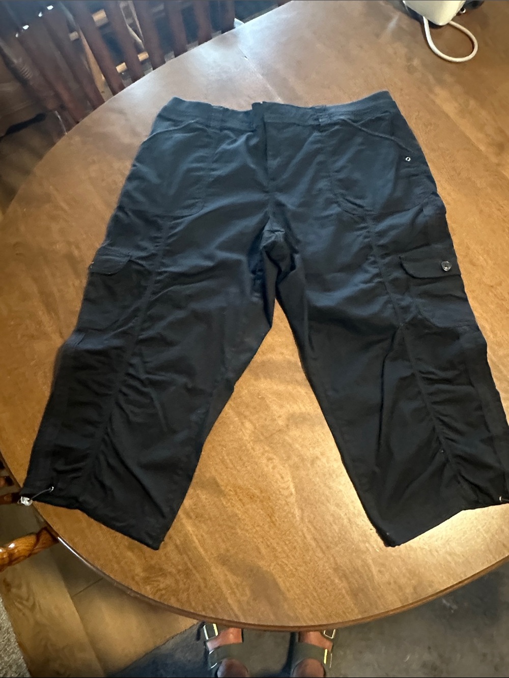 Style & Co. Black Cargo Capris with Side Pockets